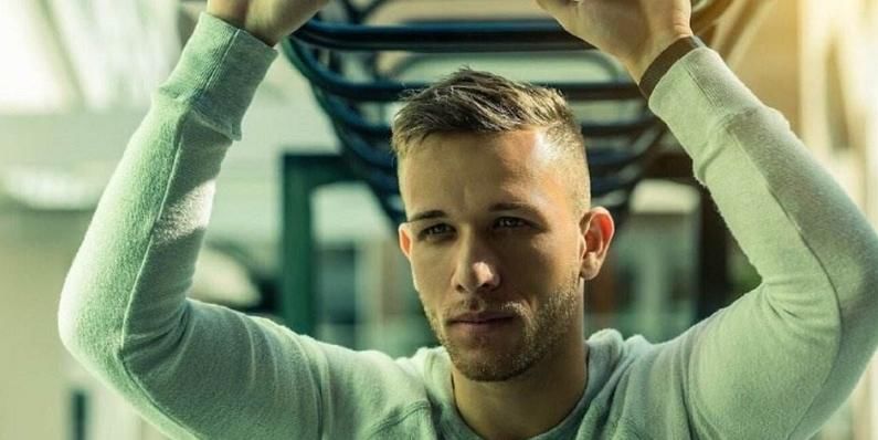 他的表现对 他的表现对