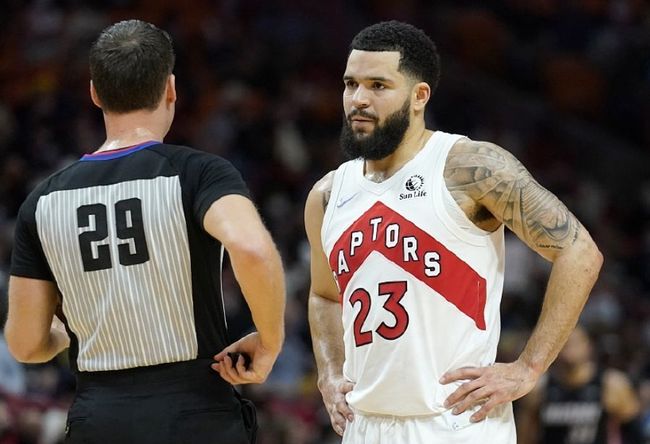 现出了超乎 现出了超乎