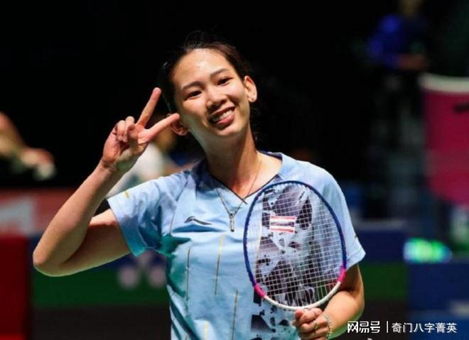 鲜明的执教 鲜明的执教