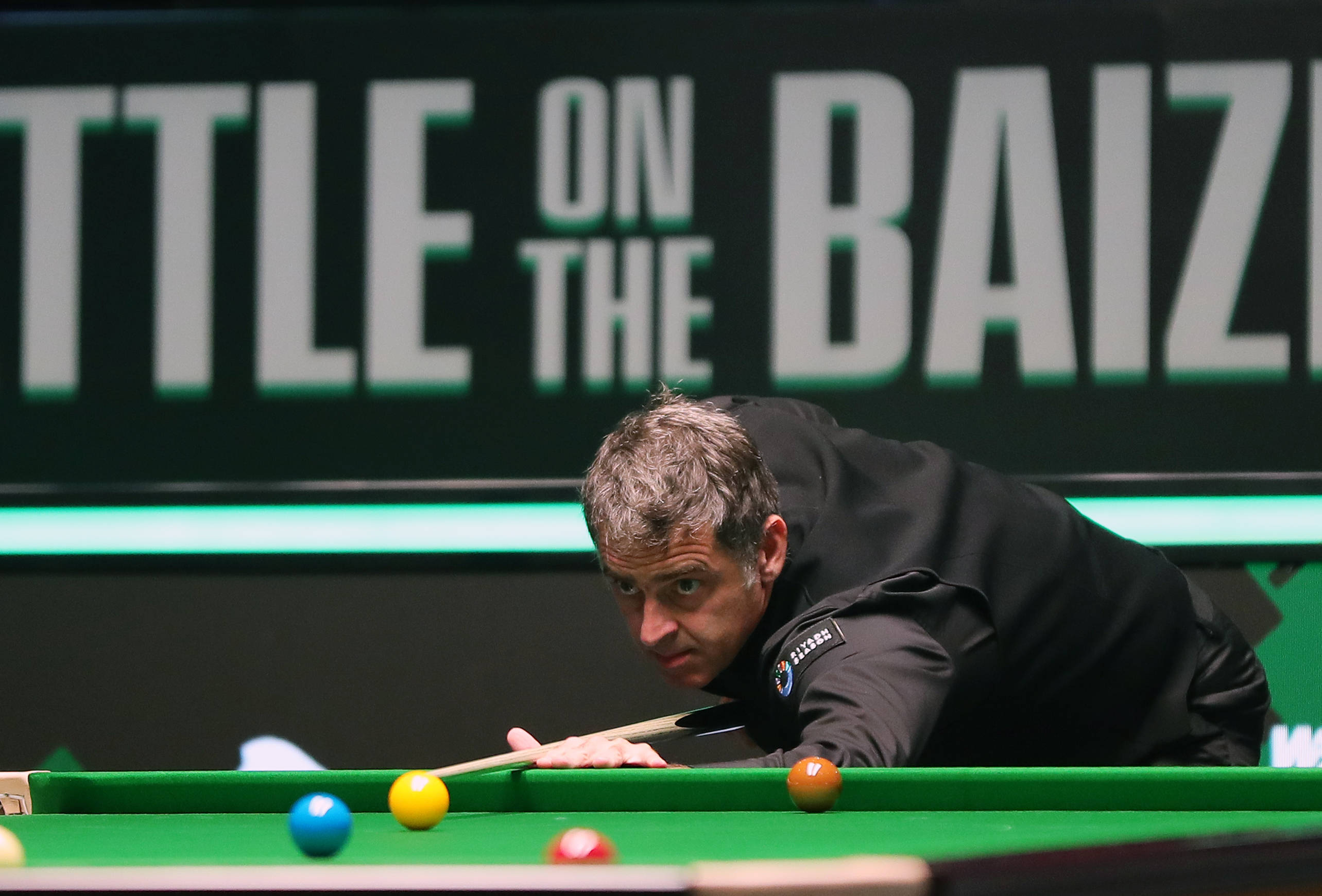 现出了超凡 现出了超凡